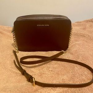 Michael Kors Large EW Jet Set Crossbody Bag